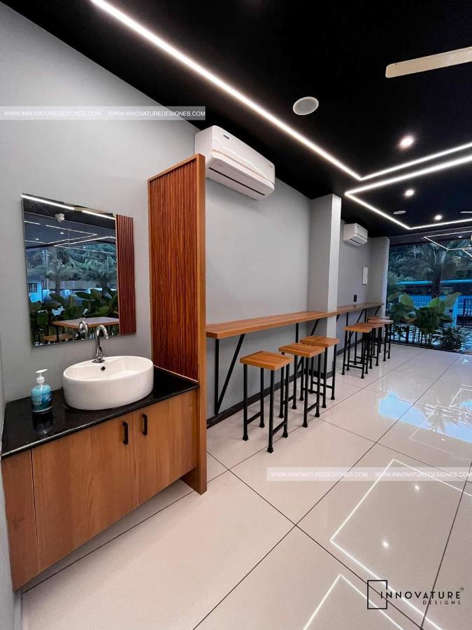 Hotel 24Inn Residency Pathanamthitta Екстер'єр фото